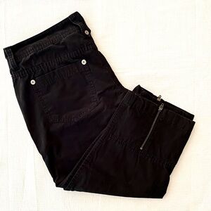 Y2K Vintage | Black Capris